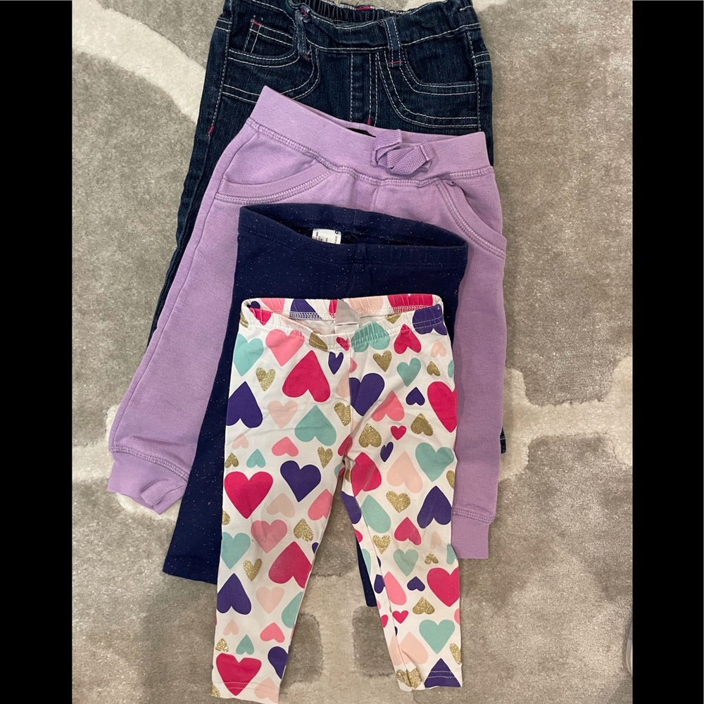 4 pairs of pants (18months)